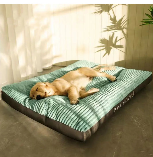 Soft & Warm Pet Dog Bed – Cozy Winter Sleeping Mat